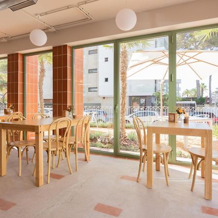 Terra Aurea Aparthotel Salou Bagian luar foto