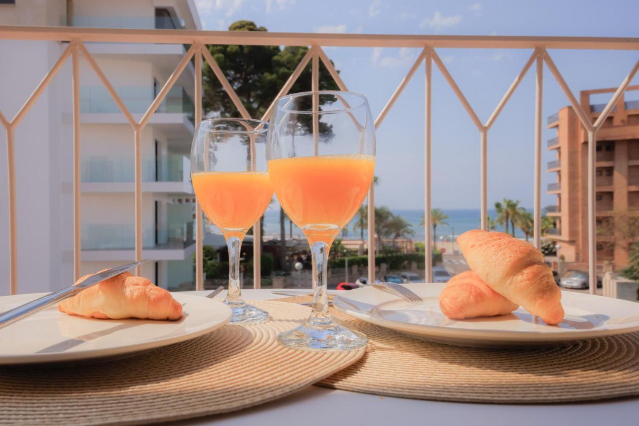 Terra Aurea Aparthotel Salou Bagian luar foto