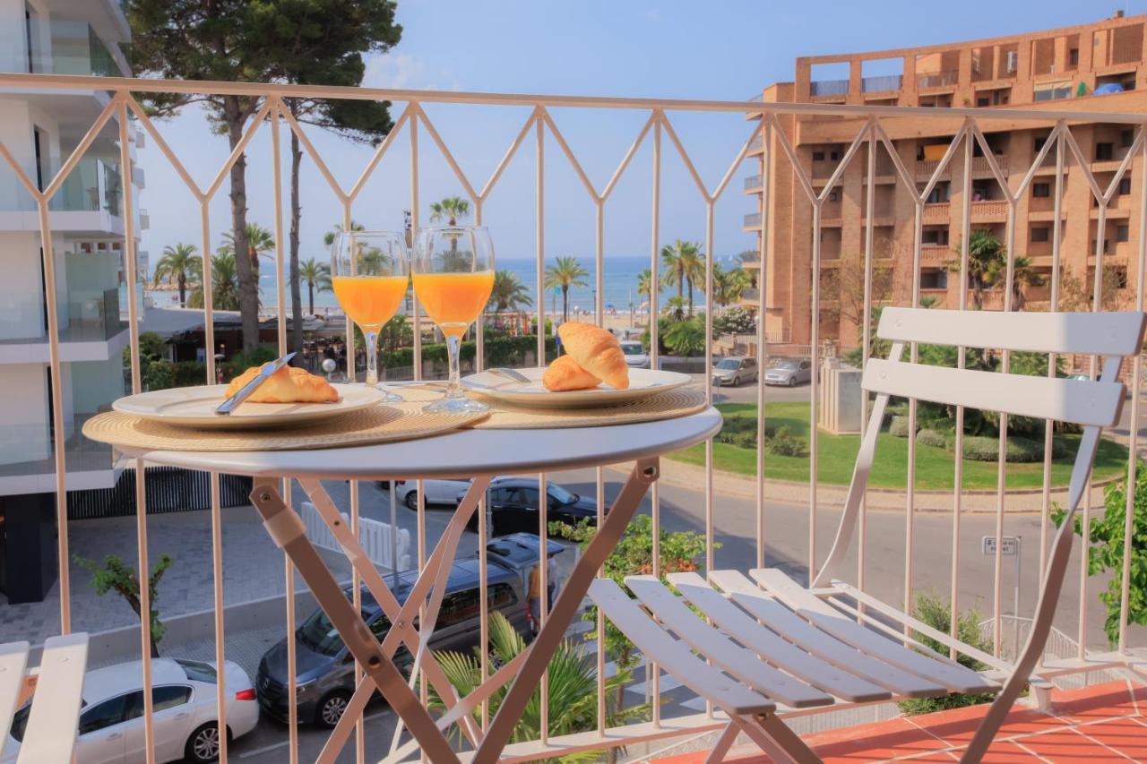 Terra Aurea Aparthotel Salou Bagian luar foto