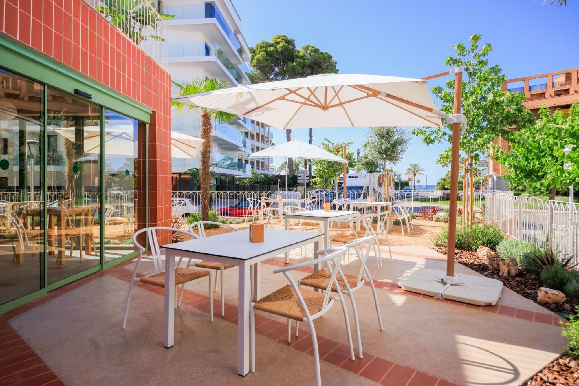 Terra Aurea Aparthotel Salou Bagian luar foto