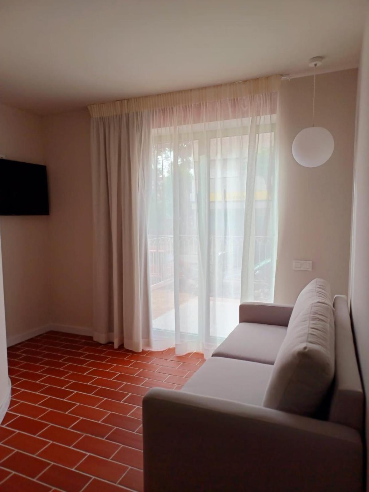 Terra Aurea Aparthotel Salou Bagian luar foto