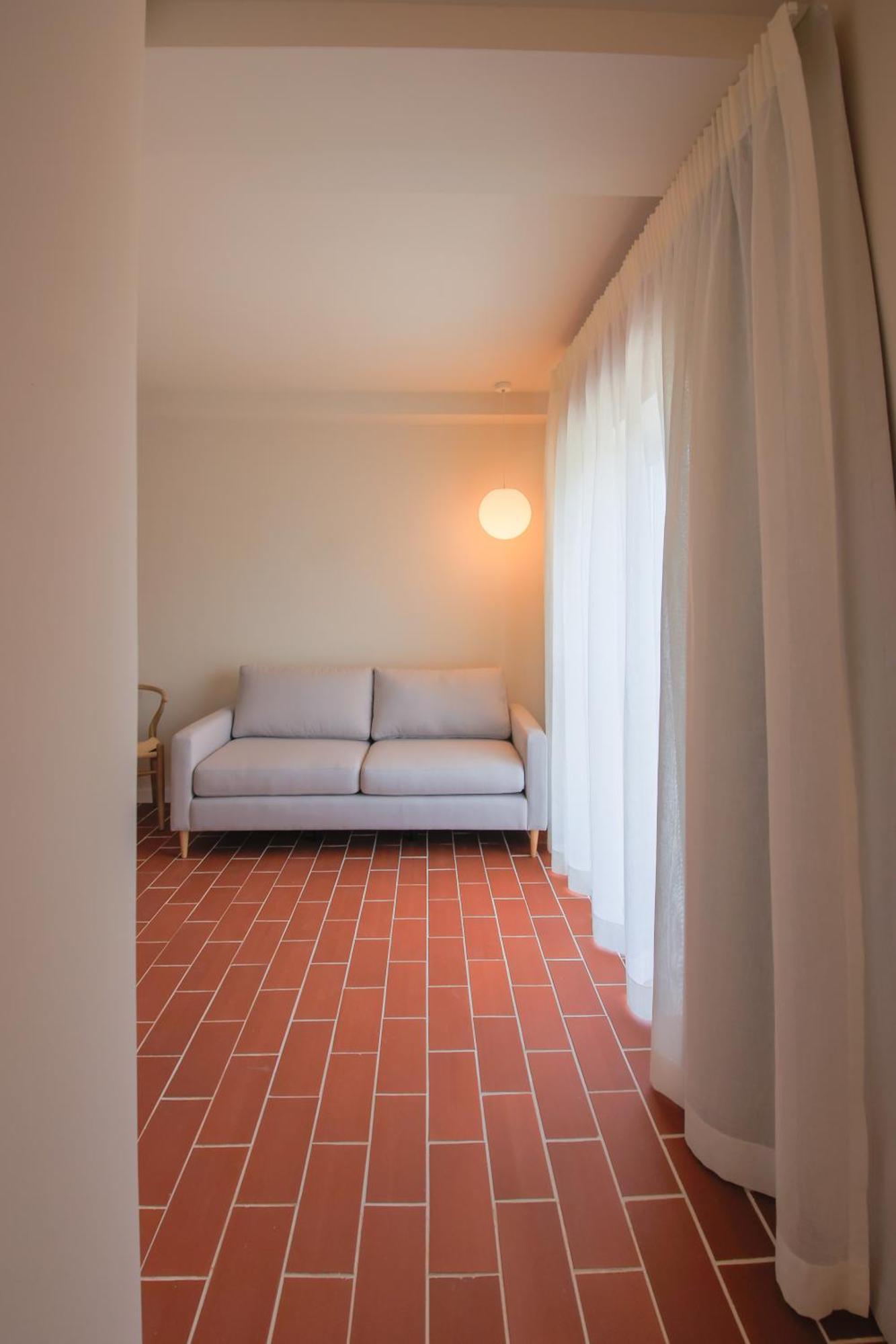 Terra Aurea Aparthotel Salou Bagian luar foto
