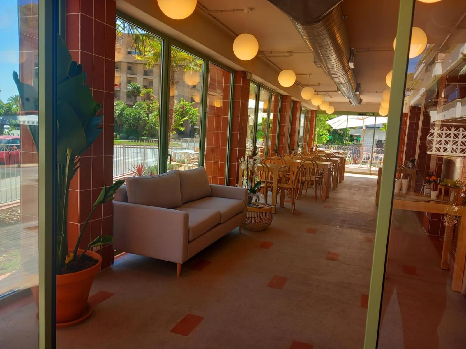 Terra Aurea Aparthotel Salou Bagian luar foto